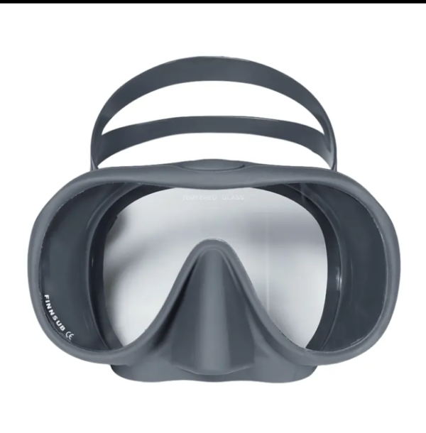 Dive into Adventure: the Perfect Scuba Diving Mask 2025 - Image 4