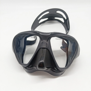 Scuba Diving and Freediving Mask Comfort Underwater
