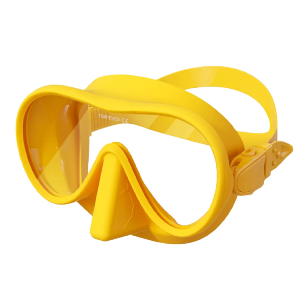 Dive into Adventure: the Perfect Scuba Diving Mask 2025 - Image 8